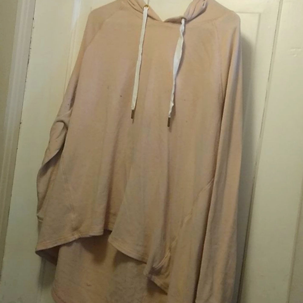 Old navy beige sweater
